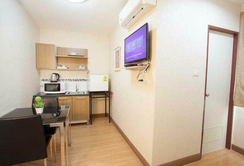 Апартаменты 1 Спальня, Orawan Suites