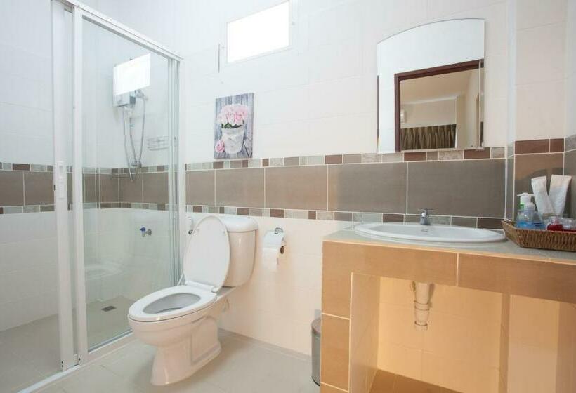 Апартаменты 1 Спальня, Orawan Suites