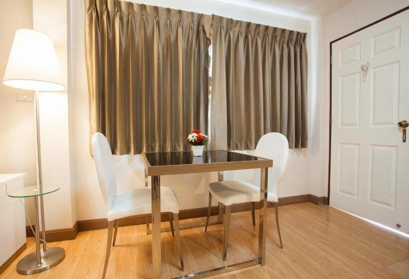 Апартаменты 1 Спальня, Orawan Suites