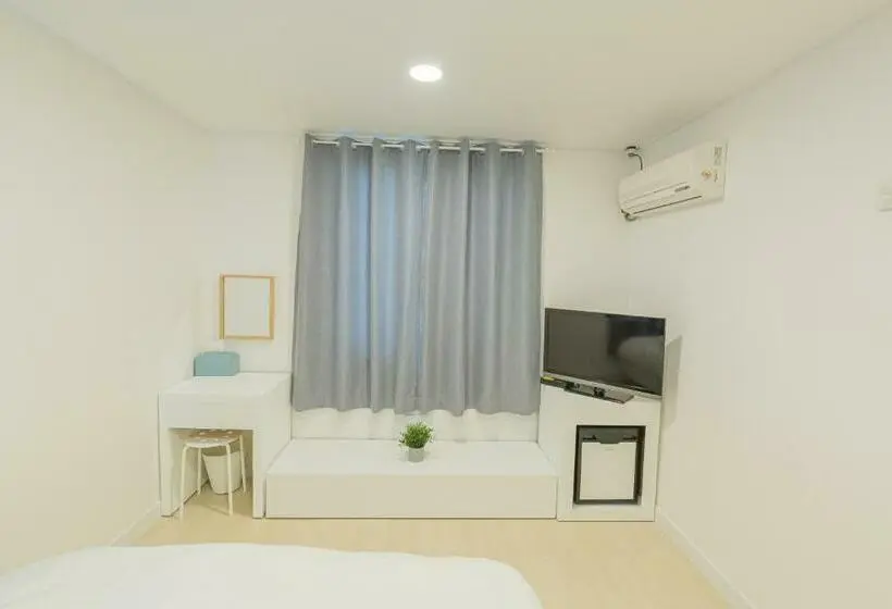 Chambre Standard, James Blue Hostel