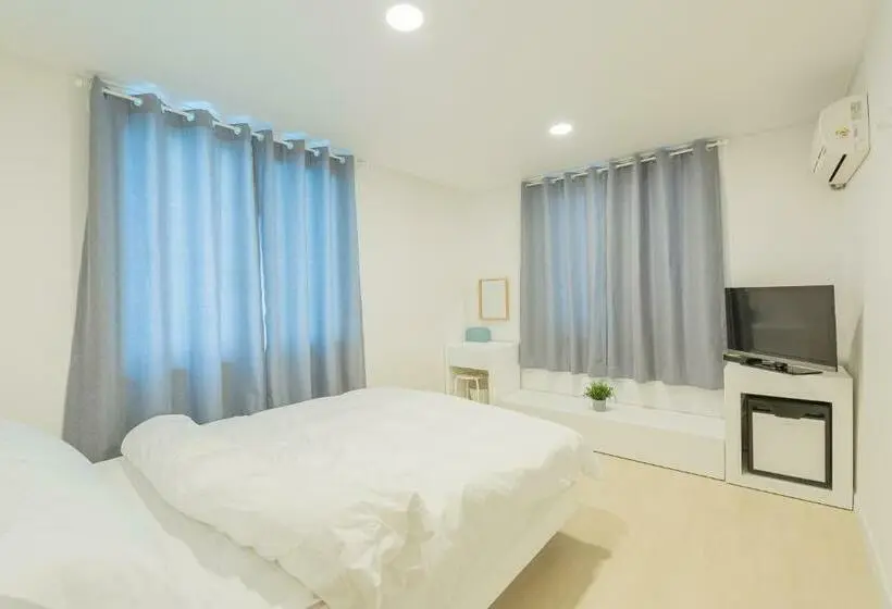 Chambre Standard, James Blue Hostel