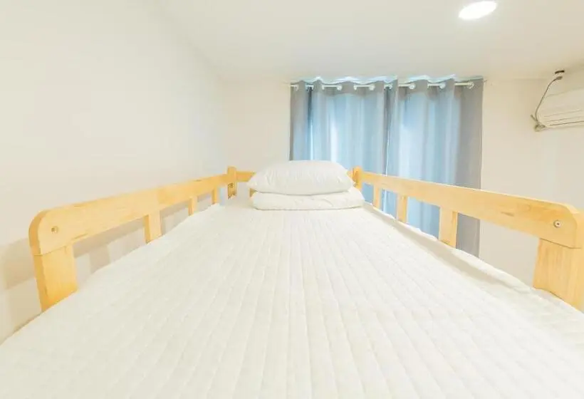 Chambre Standard, James Blue Hostel
