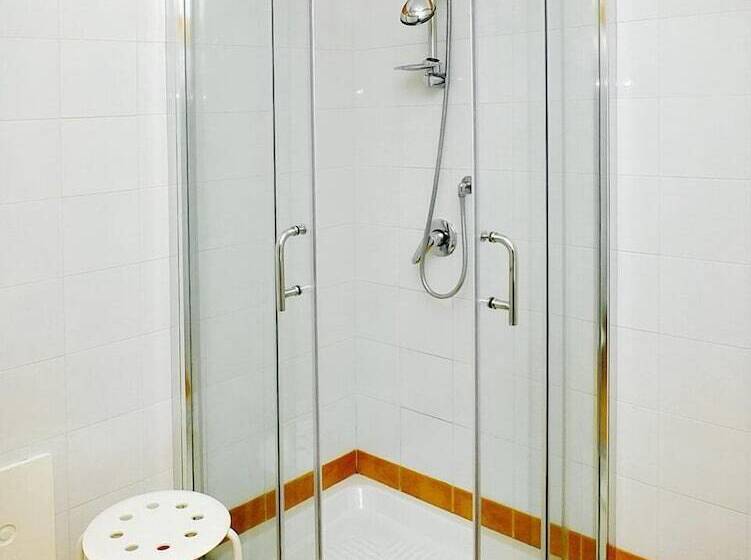 חדר סטנדרט עם מרפסת, B&b Villa Elisa