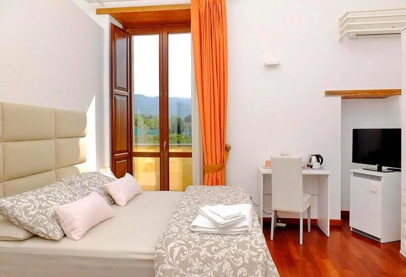 חדר סטנדרט עם מרפסת, B&b Villa Elisa