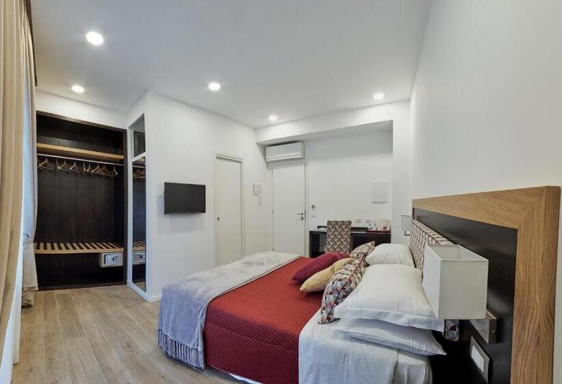 バルコニー付きスタンダードルーム, Dea Guest House