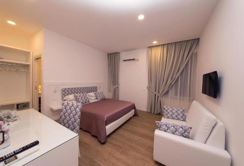 デラックストリプルルーム, Dea Guest House