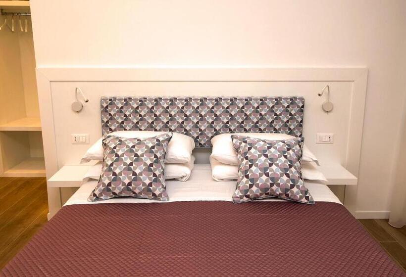 デラックストリプルルーム, Dea Guest House