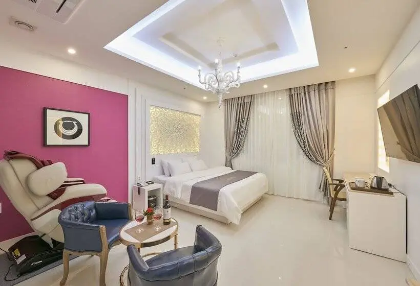 ジュニアスイート, Dubai