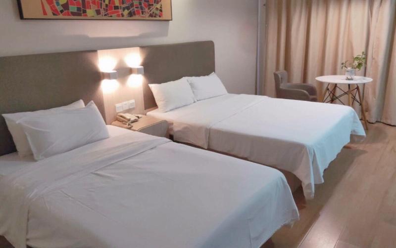 Camera Familiare, Hanting Beijing Chaoyang Park