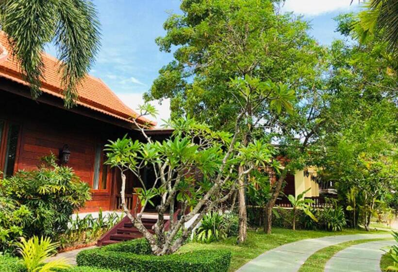 디럭스 스위트, Try Palace Resort Kep