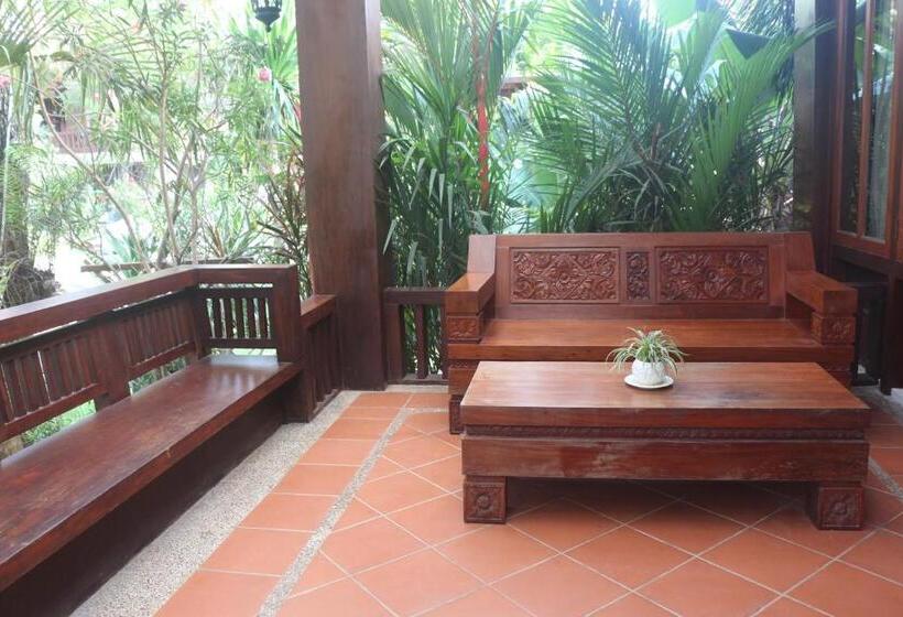 디럭스 방갈로, Try Palace Resort Kep