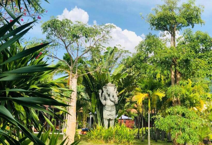 수피리어 방갈로, Try Palace Resort Kep