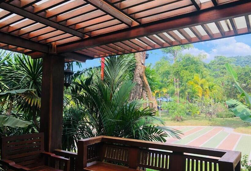 수피리어 방갈로, Try Palace Resort Kep