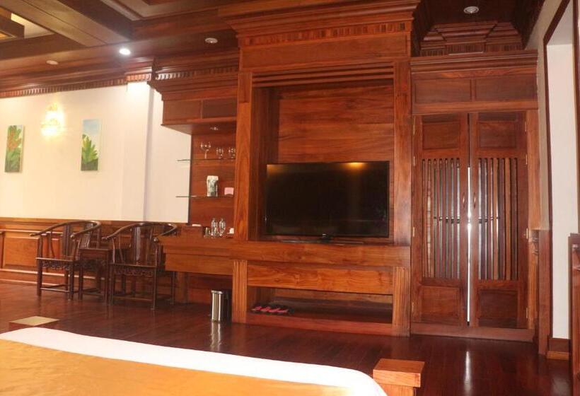 اتاق لوکس, Try Palace Resort Kep