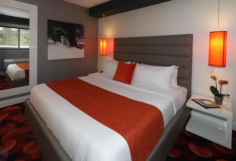 스탠다드 룸 킹사이즈 침대, Lexen Hotel   Hollywood
