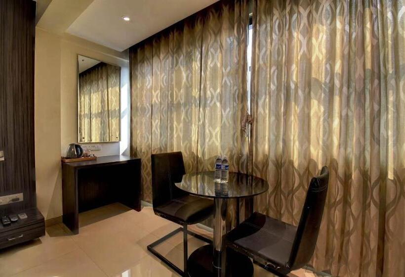 סוויטה אקזקיוטיב, Aarya Regency