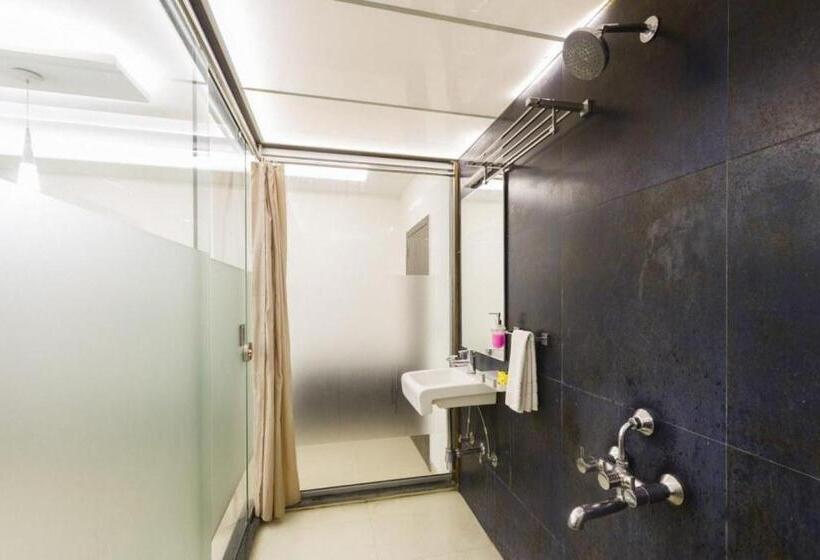 סוויטה אקזקיוטיב, Aarya Regency