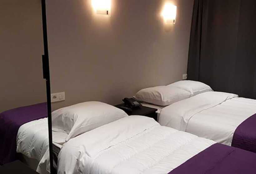 Habitació Triple Estàndard, City Center