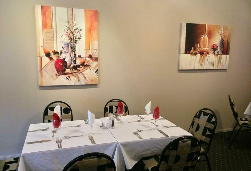 غرفة قياسية, James Street Motor Inn