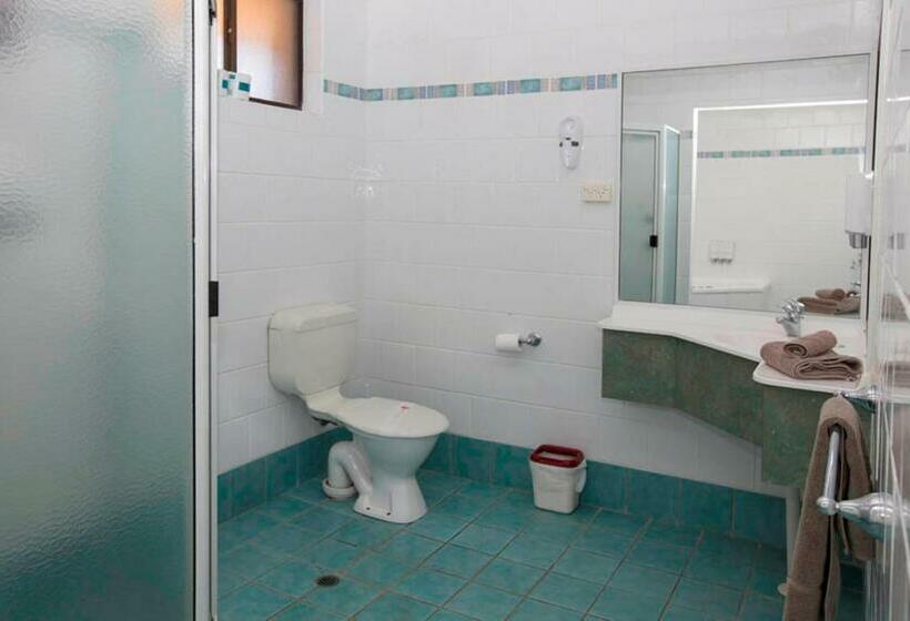 غرفة قياسية, James Street Motor Inn