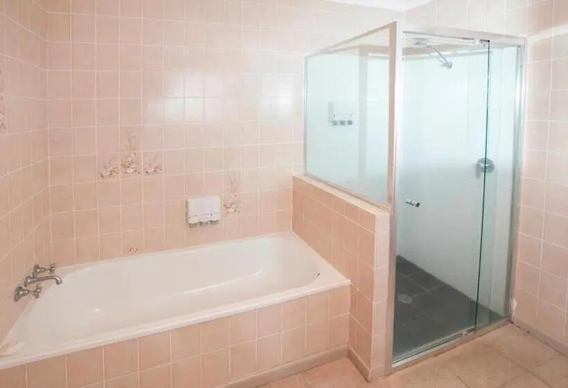 Executive-sviitti, James Street Motor Inn