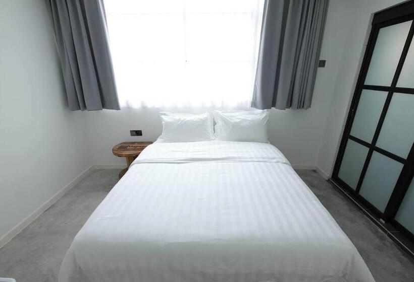 Camera Deluxe Letto Queen, White Loft