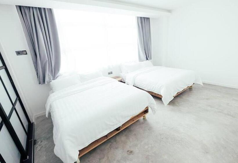 Quarto Familiar, White Loft
