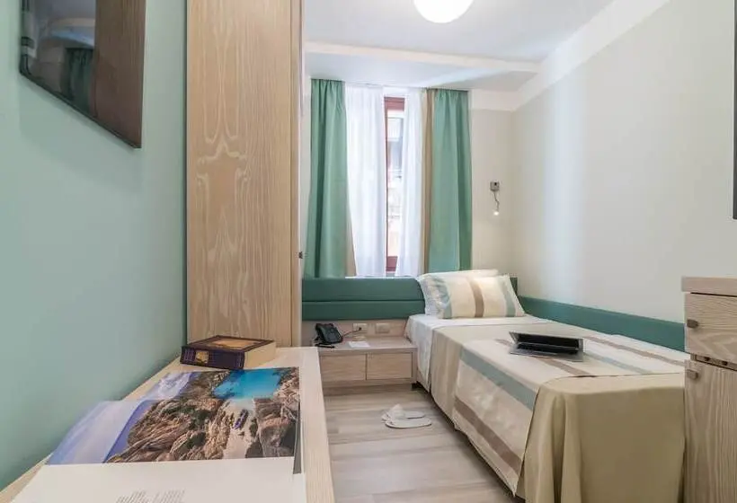 اتاق استاندارد یک نفره, L Ambasciata Hotel De Charme