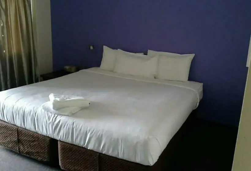 キングサイズベッドのスタンダードルーム, Blue Pacific Motel Swansea