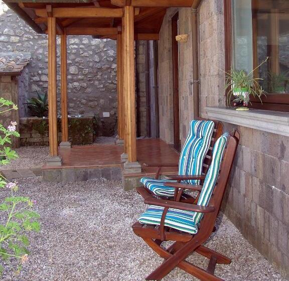 سوییت با چشم‌انداز باغ, Chalet Lidia