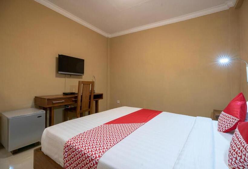 غرفة ديلوكس, Capital O 612 Dante Guesthouse