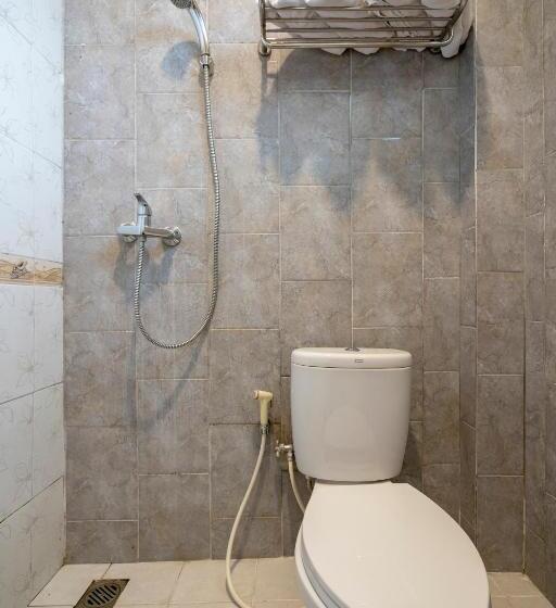 جناح عائلي, Capital O 612 Dante Guesthouse