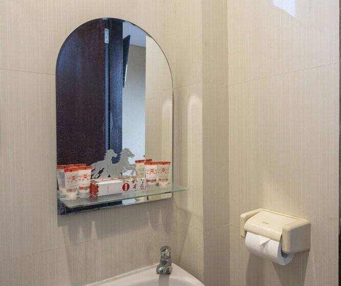 غرفة قياسية, Capital O 612 Dante Guesthouse