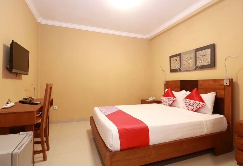 غرفة ديلوكس, Capital O 612 Dante Guesthouse