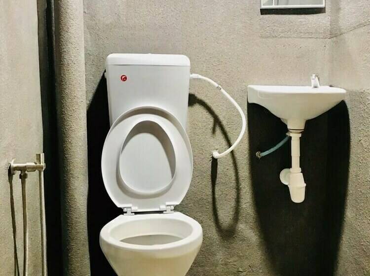 デラックスルーム, Highway Times Inn