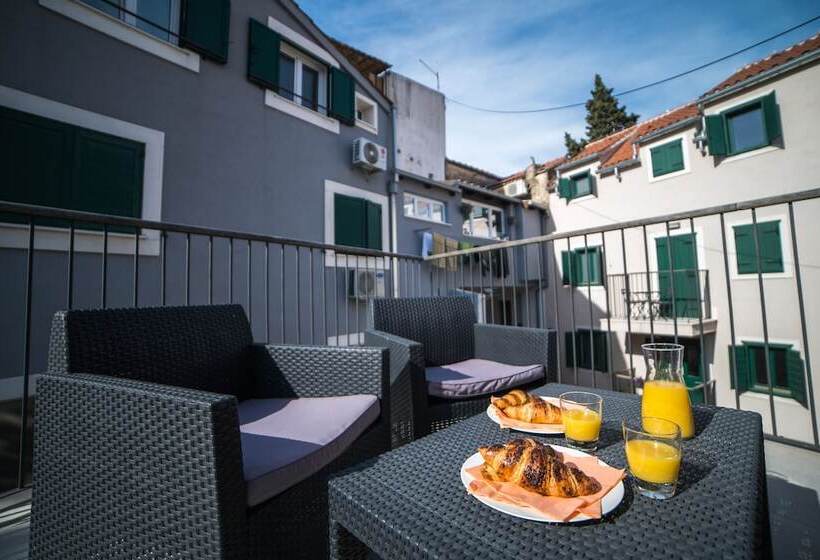 Habitació Dúplex, Apartments Korta