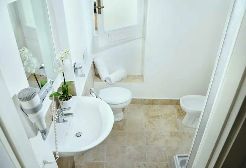 اتاق استاندارد, B&b Relais Inn Lucca
