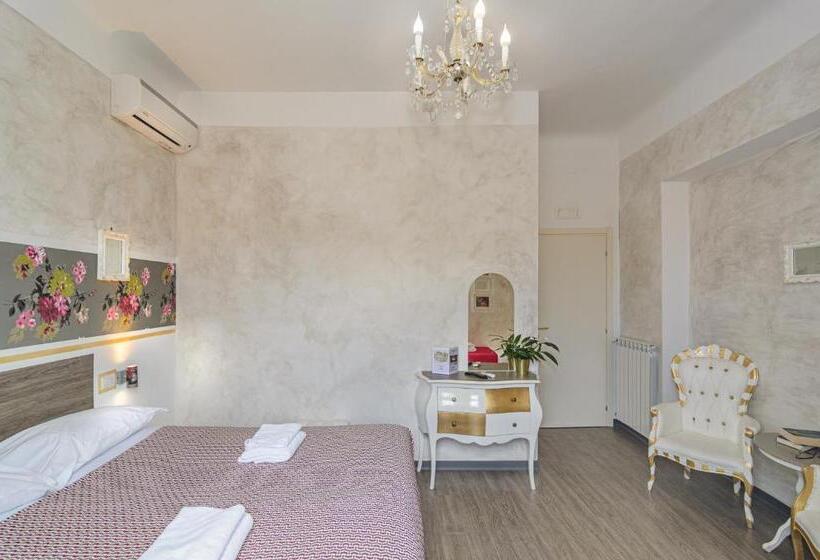 اتاق استاندارد سه نفره, B&b Relais Inn Lucca