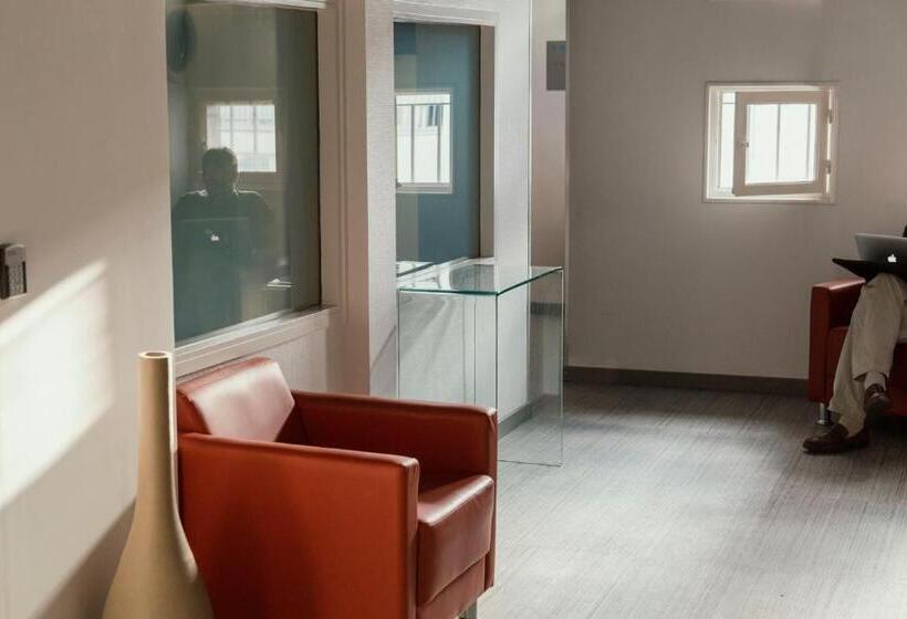 标准工作室, Smartappart Lorient