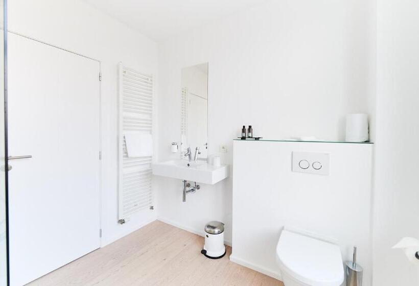 StandaardKamer, B&b X2brussels