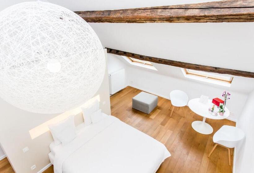 StandaardKamer, B&b X2brussels