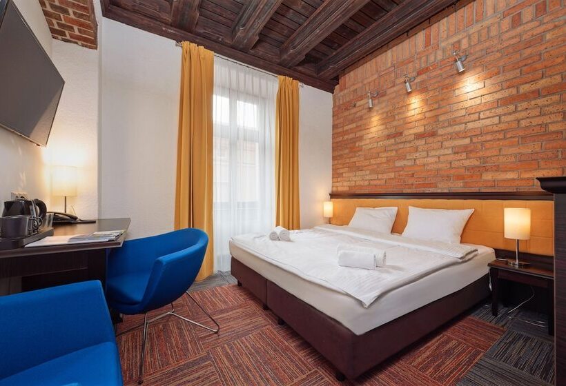 スタンダードルーム, Palazzo Rosso Old Town