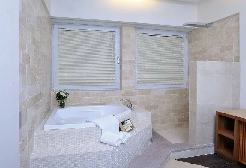 デラックスルーム, Club Inner Hotel & Resort