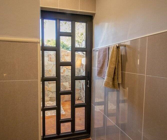 חדר סטנדרט מיטה זוגית, Baluleni Safari Lodge