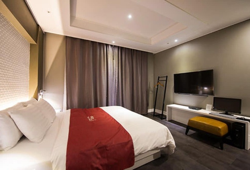 Cameră Deluxe, Floce