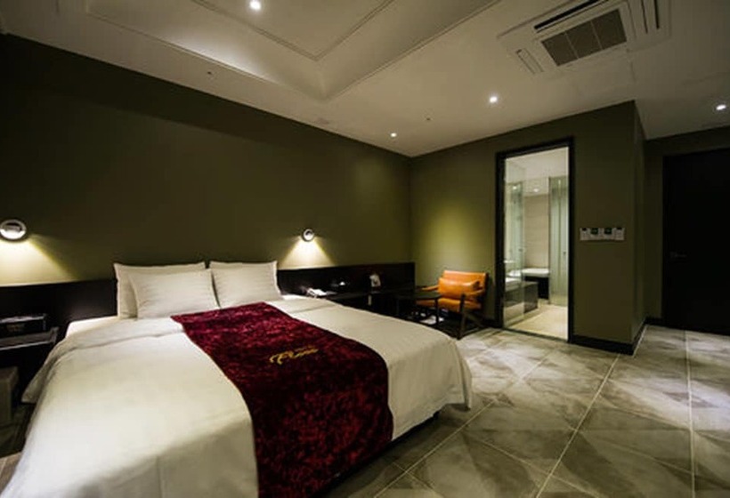 Cameră Deluxe, Floce