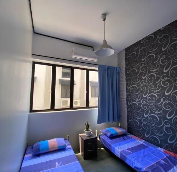 חדר סטנדרט חדר אמבטיה משותף, Mari Hostel