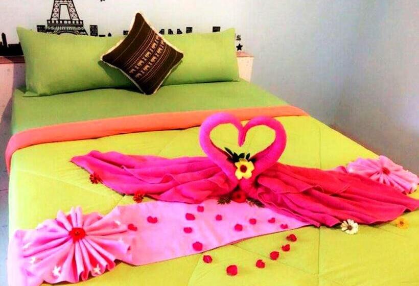 غرفة قياسية, Rimsuan House