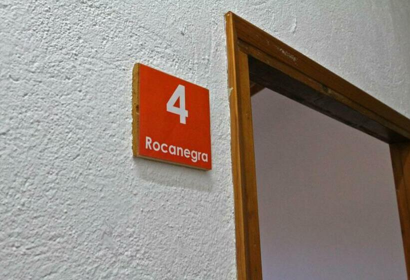 Номер Стандарт Четырехместный Совместный Санузел, El Xalió