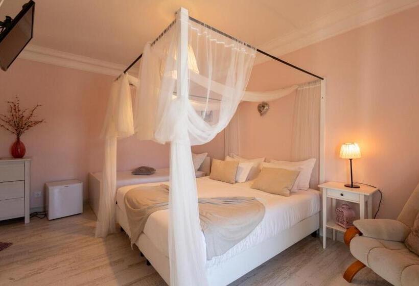 سوئیت با تخت بزرگ, Boutique Hotel   O House Ericeira Hills